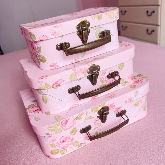 coquette / shabby chic pink floral storage boxes - Picture 1 of 2